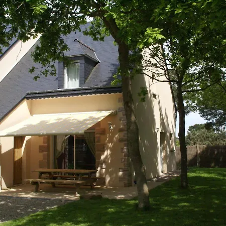 Tatil Evi Comfortable 700 M From The Erquy